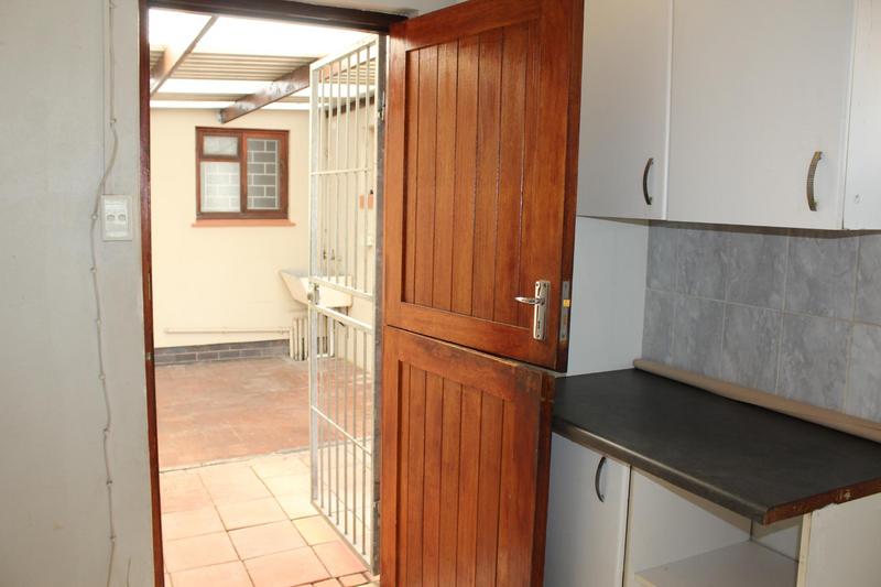 5 Bedroom Property for Sale in Churchill Estate Western Cape